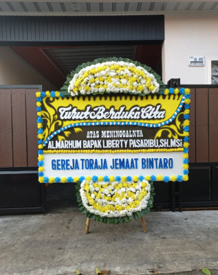 Papan Bunga Duka di Purwadadi
