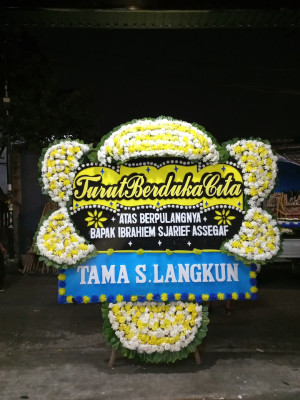 Papan Bunga Duka di Purwadadi